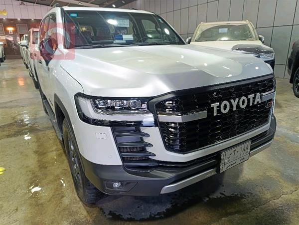 Toyota for sale in Iraq